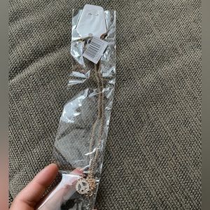 NWT Peace Sign Necklace Pendant Jewelry ✌️☮️